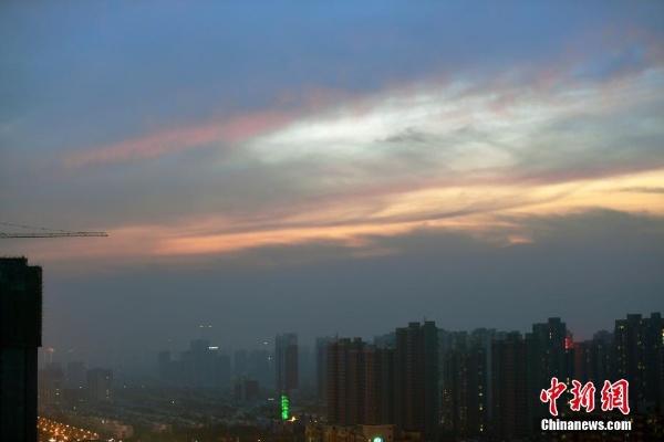 河北石家庄狂风暴雨来袭，城市如何应对挑战