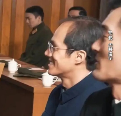 刘昊然演秃顶被观众送假发片，演技无界限，观众情感共鸣新篇章