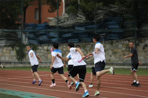 燃情赛场，速度与激情——田径运动会2.0深度解析