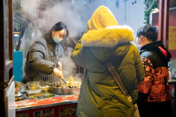 独家揭秘湖北生活频道回放，带你穿越时光，感受地道生活烟火气！