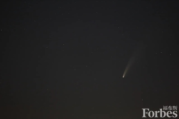 探索年轻的彗星，一场宇宙的奇妙之旅